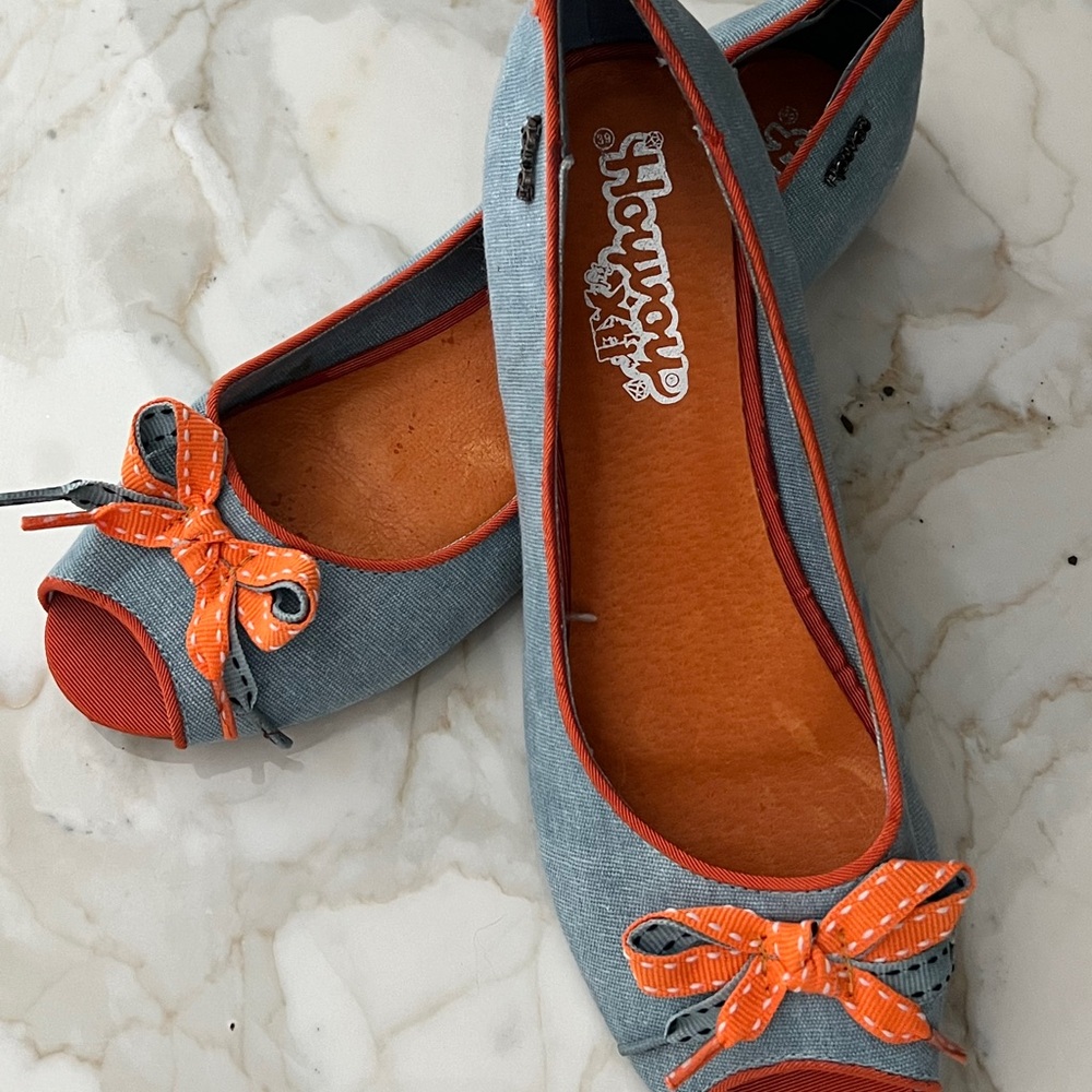 Open toe ballet flats